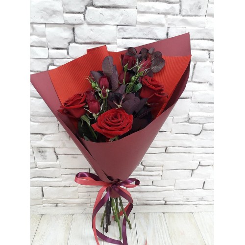 Купить на заказ Букет из 3 красных роз с доставкой в Шахтинске